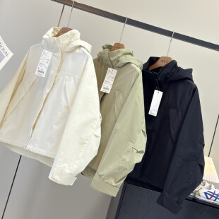 渠道好货！春季户外夹克~宽松连帽防风防泼水短款冲锋衣风衣外套