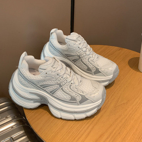 YOUNGER LURE2025年新款秋季银色灰色小个子女生内增高厚底老爹鞋