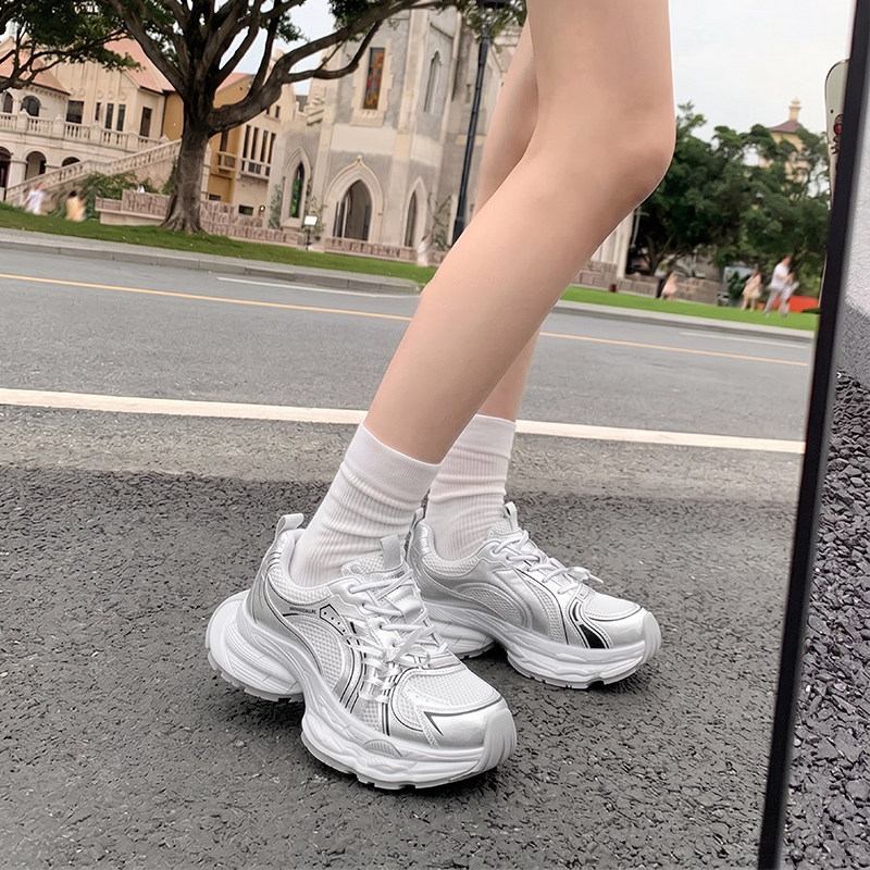 老爹鞋女款2026新款厚底增高小个子显脚小潮酷轻便透气春夏款爆款