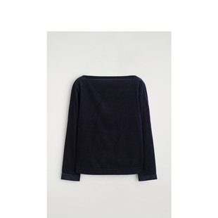 2025冬季设计师款轻奢风时尚小众女装百搭显瘦圆领长袖灯芯绒上衣