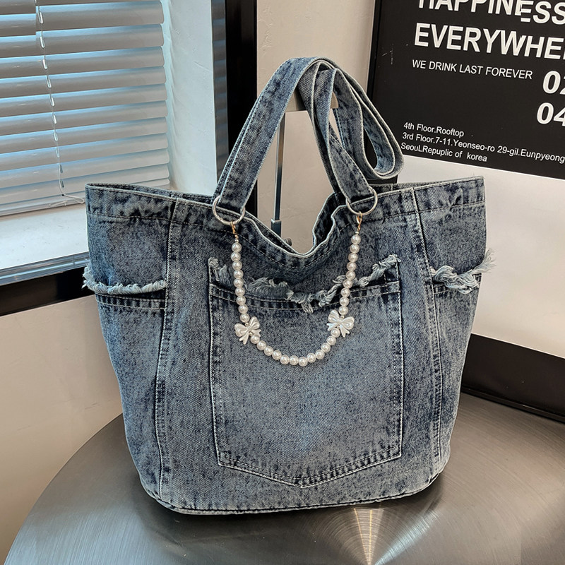 2026新款水洗软牛仔托特包女大容量珍珠链条单肩手提包休闲通勤包,箱包皮具/热销女包/男包,托特包,淘宝优惠券,粉丝福利购,淘宝优惠卷