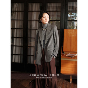 芝美日禾 智识系列山羊绒羊毛人字纹极简通勤显瘦灰西装外套