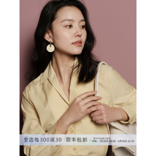 芝美日禾 焕彩柠檬黄匹马棉法式小众燕尾领通勤衬衫女早秋