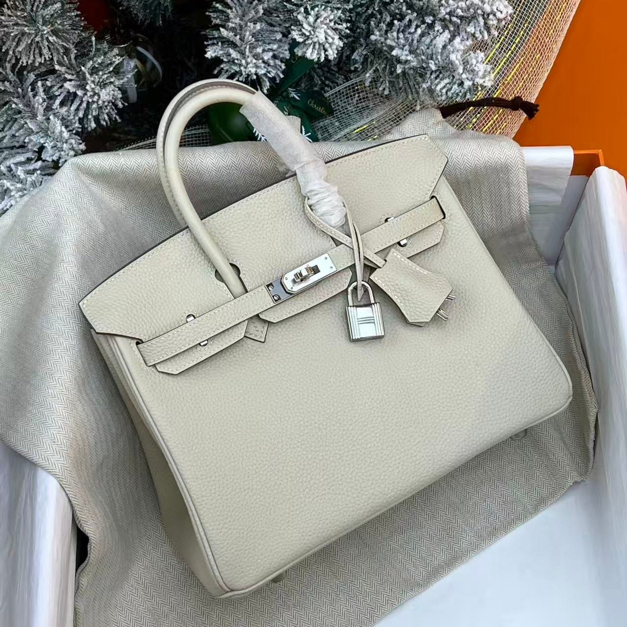 奶昔白进口原厂togo皮手工包内缝女士手提包普皮BK铂金包25高版本 - 封面