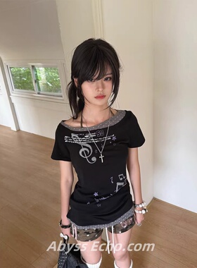 亚文化黑色系美式复古风上衣假两件撞色波点印花斜肩短袖T恤女