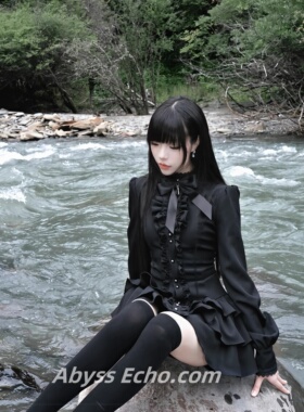 亚文化暗黑系哥特风复古连衣裙秋气质收腰蕾丝长袖蛋糕裙连衣短裙