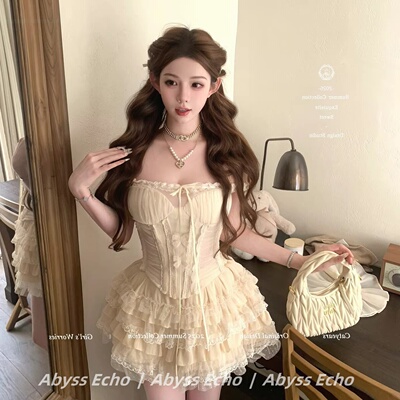 甜美公主蓬蓬裙蕾丝鱼骨两件套