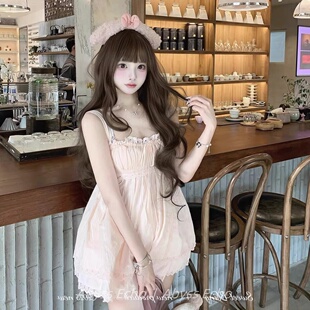 亚萌系粉色少女感连衣裙女夏季 收腰花边宽松吊带裙显瘦短裙子 新款