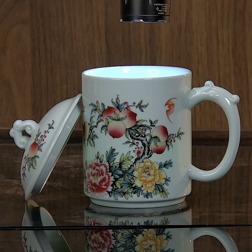 景德镇陶瓷绿稀土富贵长寿办公杯寿桃牡丹带盖把手祝寿泡茶礼品杯