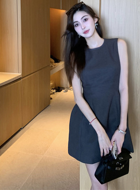 灰色无袖西装气质收腰显瘦高级感短款A字背心连衣裙子女夏