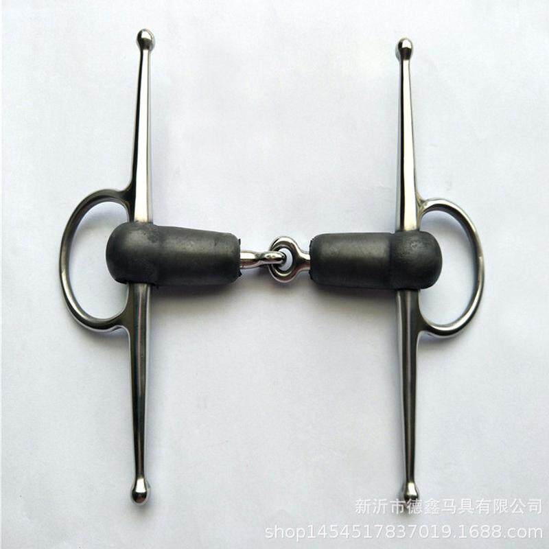 厂家供应英式/美式/衔铁马口衔马术用品马术口橡胶马衔铁嚼子