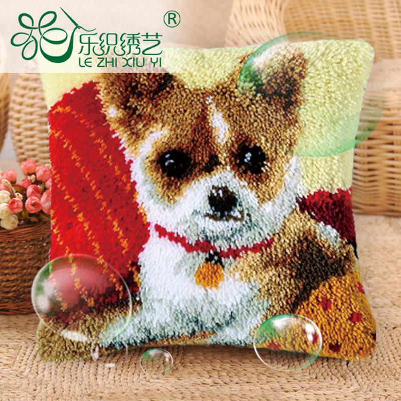 段段毛线地毯绣diy绣卡通抱枕毛绒枕头沙发靠垫批发材料套件