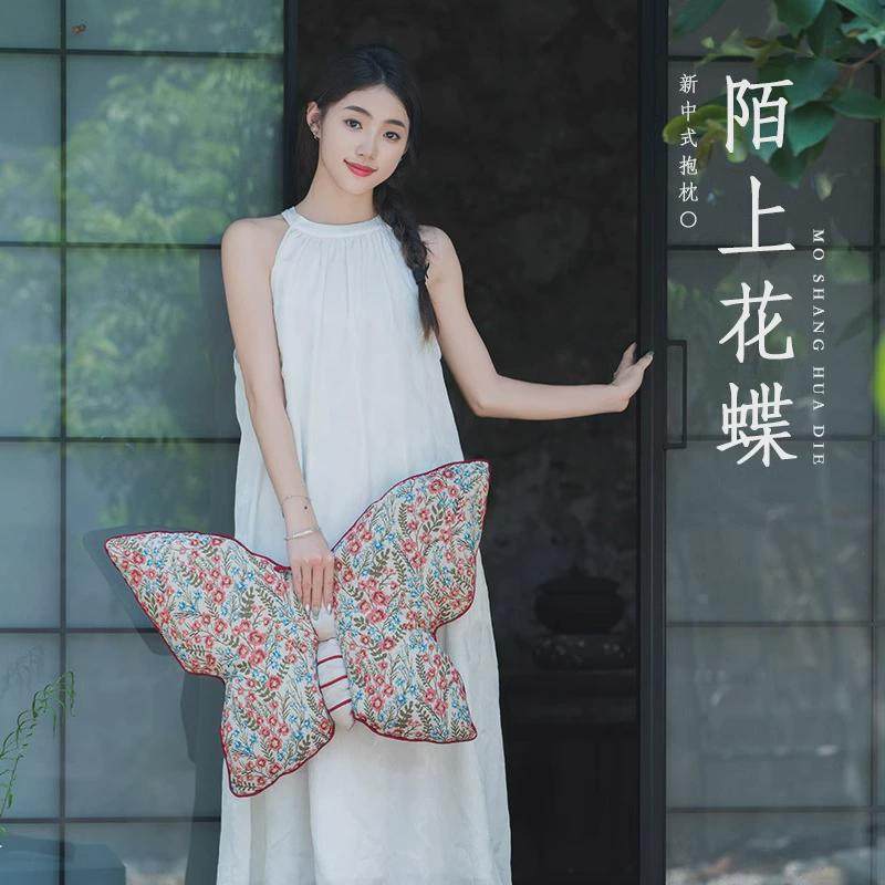 新中式古风抱枕法式轻奢靠垫客厅沙发中蝴蝶重工刺绣花朵靠枕,居家布艺,靠垫/抱枕,淘宝优惠券,粉丝福利购,淘宝优惠卷