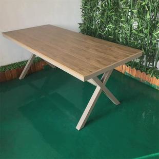 户外庭院塑木椅伸缩花园别墅长桌防水简约休闲室外防腐木桌椅组合