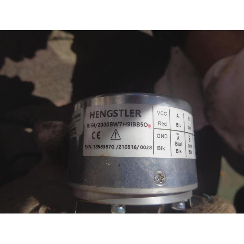 热销德国HENGSTLER亨士乐角度编码器RI64/2000-BW7H9IB-B5-O