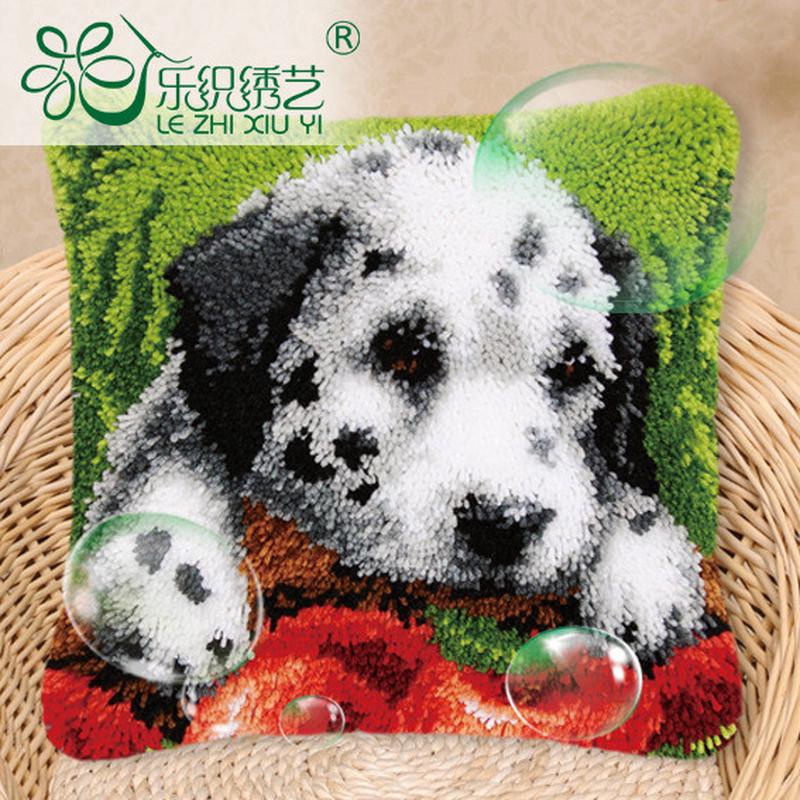 段段毛线地毯绣diy绣卡通抱枕毛绒枕头沙发靠垫批发材料套件