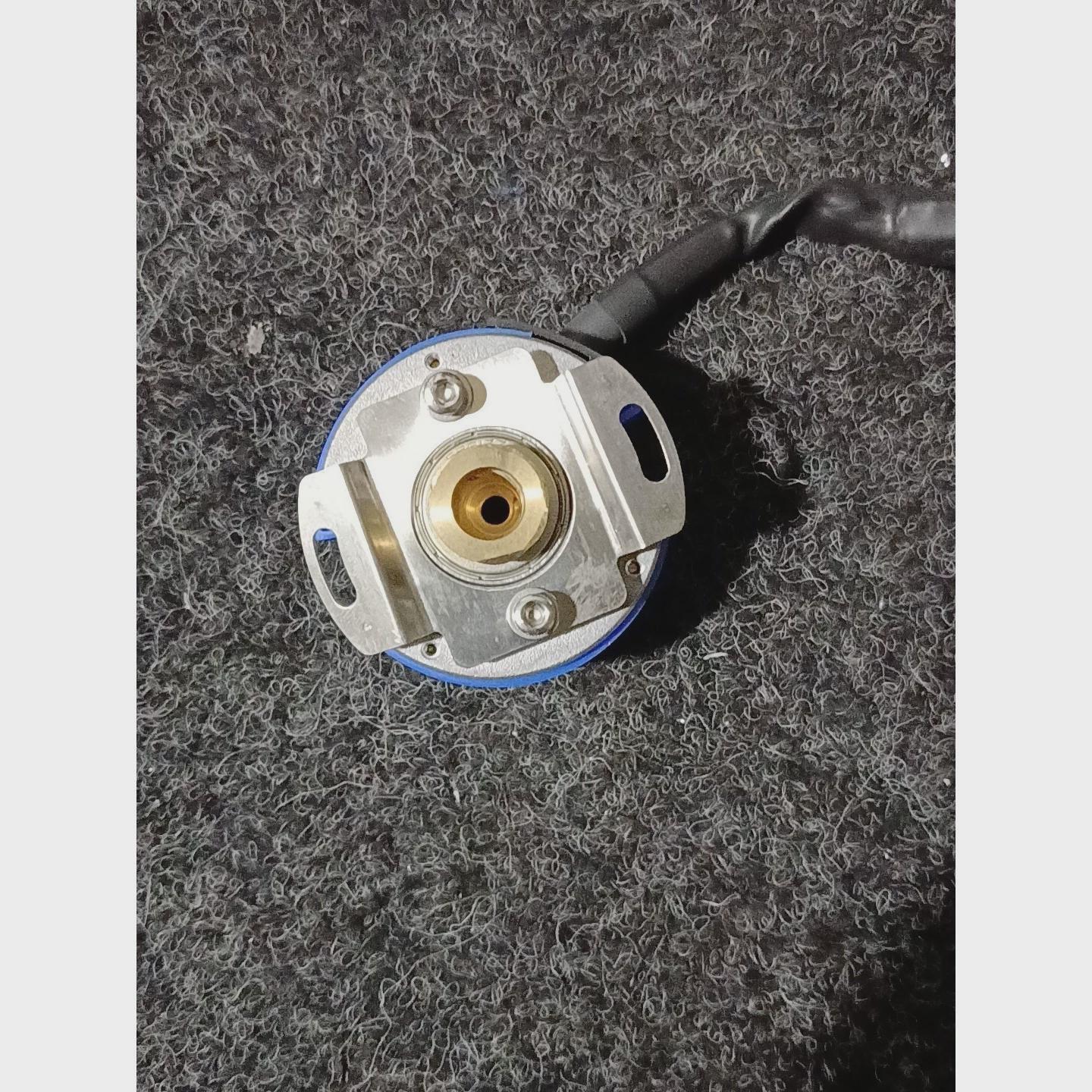 议价拆机多摩川48-2500P8-L65V编码器,成色祥参如图所