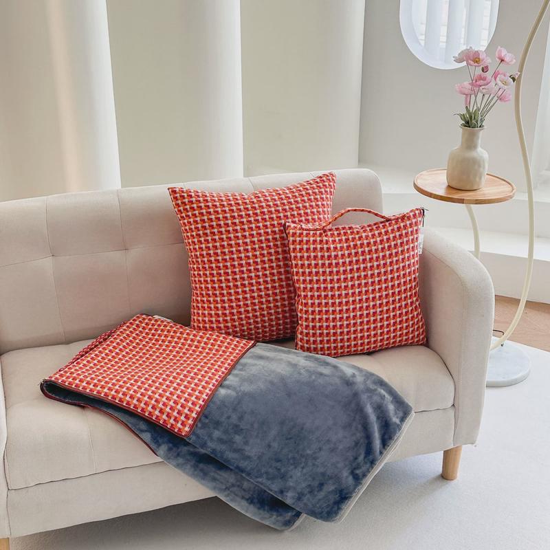 四季通用抱枕厚二合一毯子款制定加字logo法兰绒毛毯空调盖毯礼品