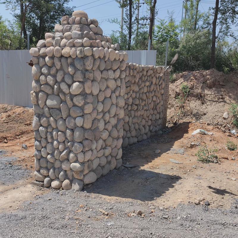 鹅卵石批发切片外墙贴片石垫脚石踏步石不规则脚踏石公园切片石