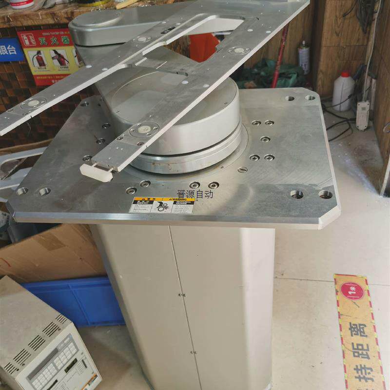 议价搬晶圆机械手UTXN1000HG,拆机的,配件都在图拍前议价