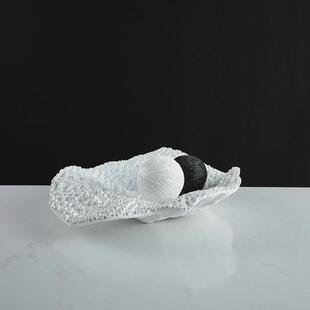 热销现代简约果盘珊瑚白色创意家居样板房别墅餐桌茶几托盘摆件软