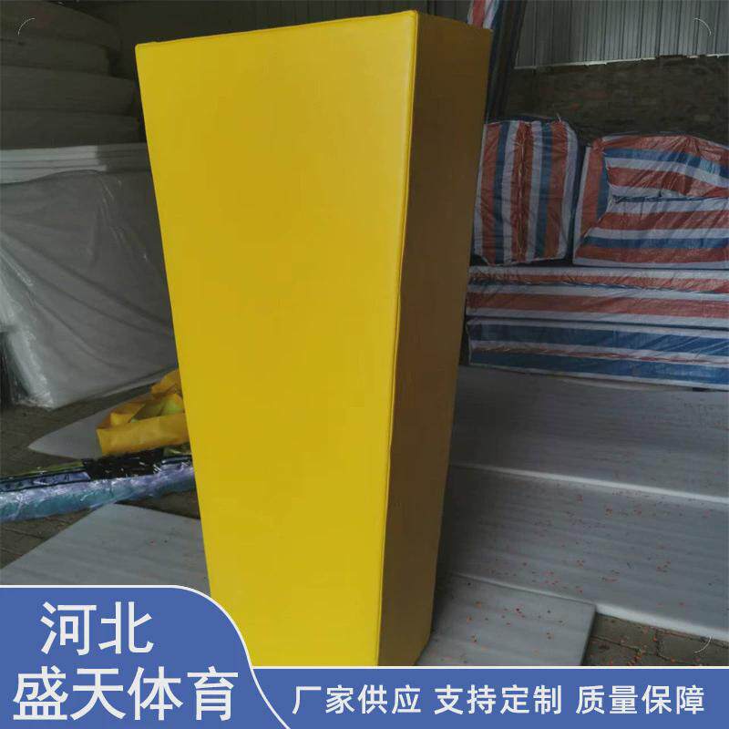 体育运动馆工字钢防碰撞海绵保护套加厚防水跆拳道柱子墙面软包