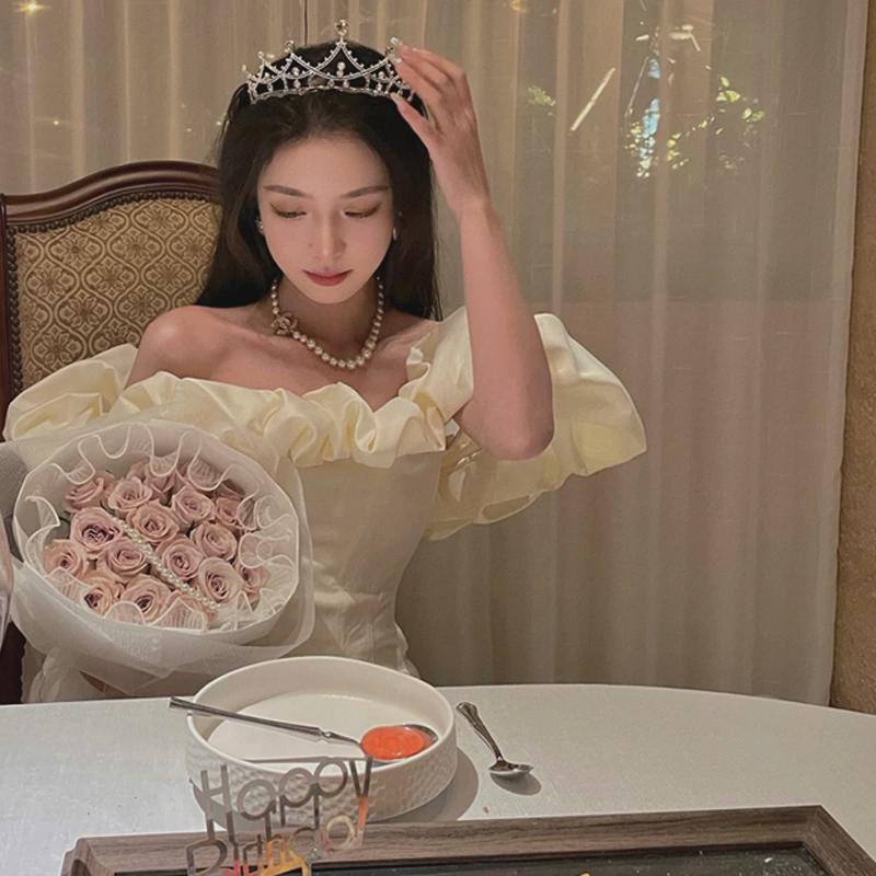 推荐生日皇冠头饰十八岁成年礼物送闺蜜女友宴会王冠网红头冠新娘