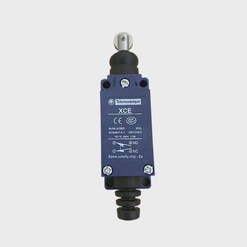 供应xce181c万向塑料限位行程开关型端头弹簧杆1常开1常闭