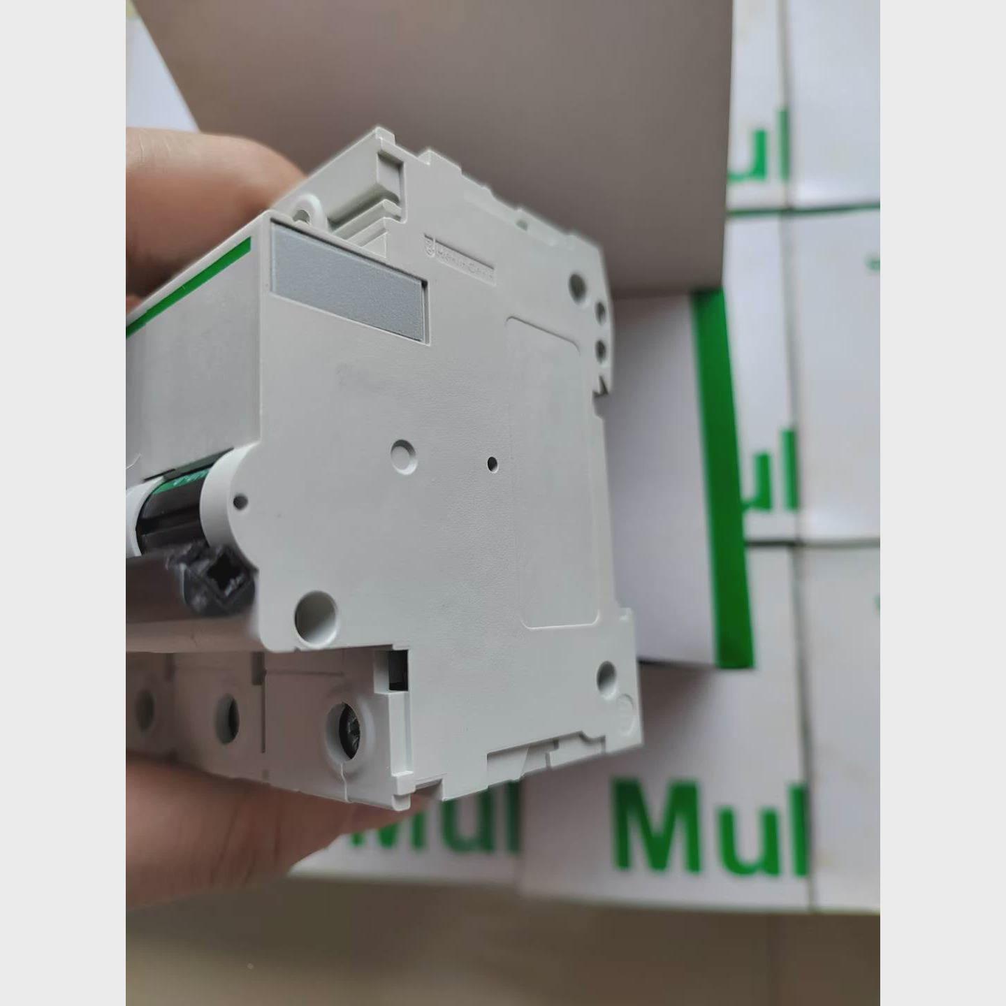 议价议价！全新款施耐德塑壳断路器C120H 4Pc型100A