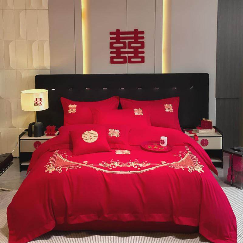 婚庆四件套被子枕芯套装红色新婚床上用品全套一整套中式刺绣喜被