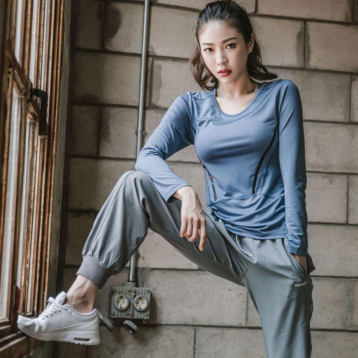 瑜珈服运动套装女长袖二件套2019新款宽松速干长裤健身房时尚T恤