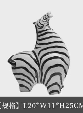 简约现代家居饰品动物居家装饰可爱植绒马创意摆件客厅酒柜样板房