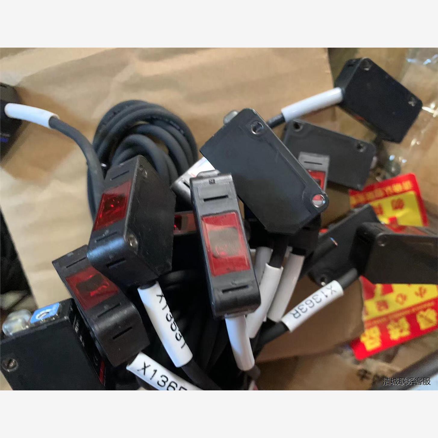 议价拆机基恩士传感器PZ-M51，成色漂亮，功能包好，七对。议价