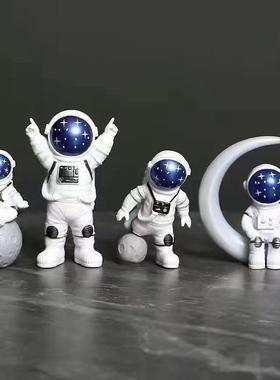 创意宇航员车载小摆件桌面太空人客厅电视柜儿童房家居装饰摆设品