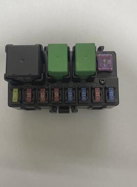 91951-0q000现代悦动发动机保险丝控制室外盒盒91950-1m500