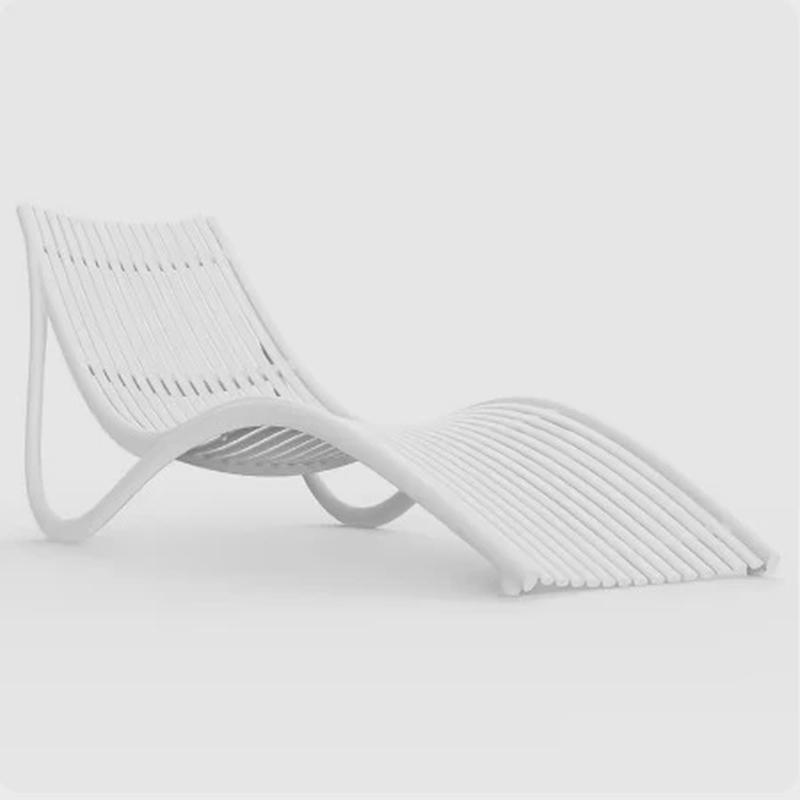 户外游泳池藤编躺床沙滩柚木躺椅别墅铝合金休闲家具花园茶几组合