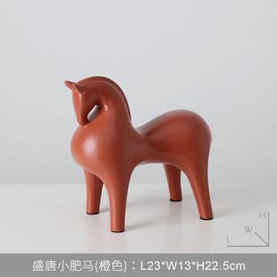 简约高级感抽象马摆件电视柜轻奢创意家居样板间客厅玄关软装饰品