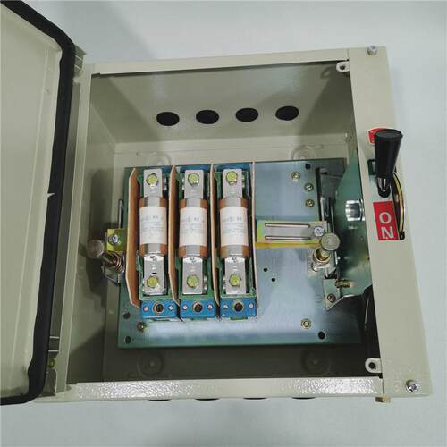 热销shk2r-160/35hr11-30nhf封闭式熔断器开关壳开关防雨铁盒负荷