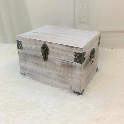 rkt4复古木箱储物箱带盖实木收纳箱带锁小木盒做旧服装店装饰道具