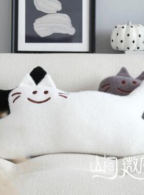 原创猫咪抱枕北欧ins风白色灰色靠包靠枕客厅沙发抱枕猫腰枕靠垫