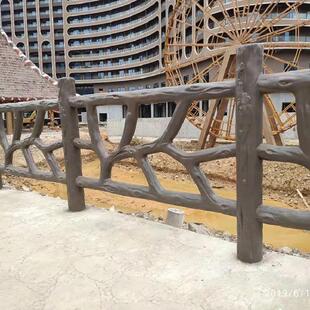 水泥仿木护栏景区河道仿石围栏园林池塘仿树藤栏杆鱼塘河边防护栏