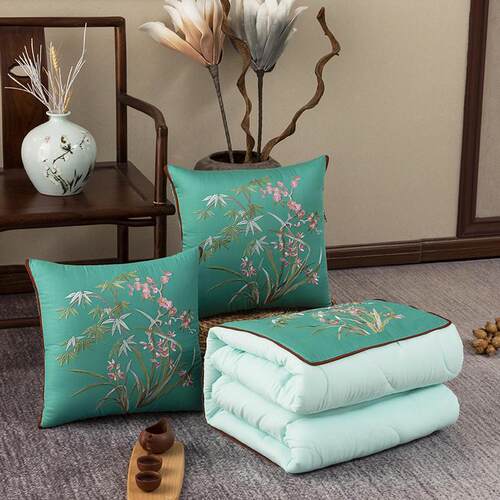 新款新中式60贡缎绣花抱枕被中国风枕头民族风卧室车载多功能刺绣