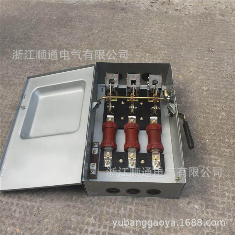封闭式铁壳开关hh3-500/3100a300ahh4hh10防雨铁盒负荷开关式开