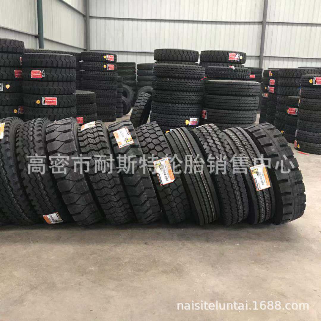 货车轮胎750/8.25R16-16 900/1000/1100/1200r20-20钢丝胎12r22.5
