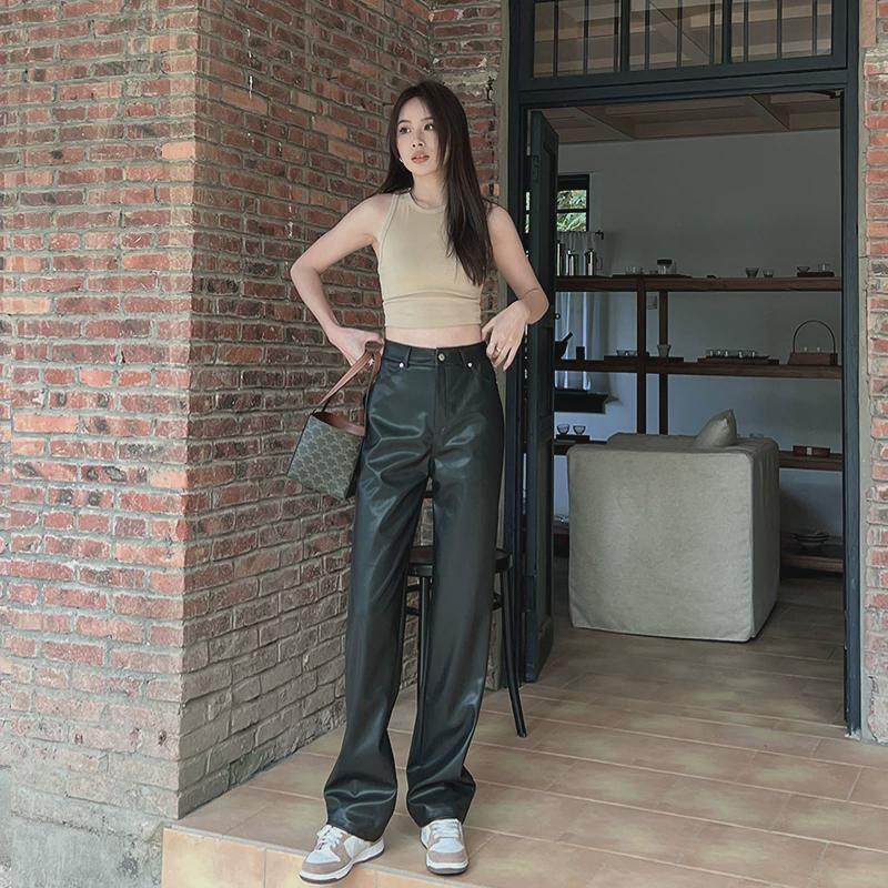 黑色pu皮宽松直筒皮裤女春秋垂感窄版长裤显瘦软软阔腿,女装/女士精品,休闲裤,淘宝优惠券,粉丝福利购,淘宝优惠卷