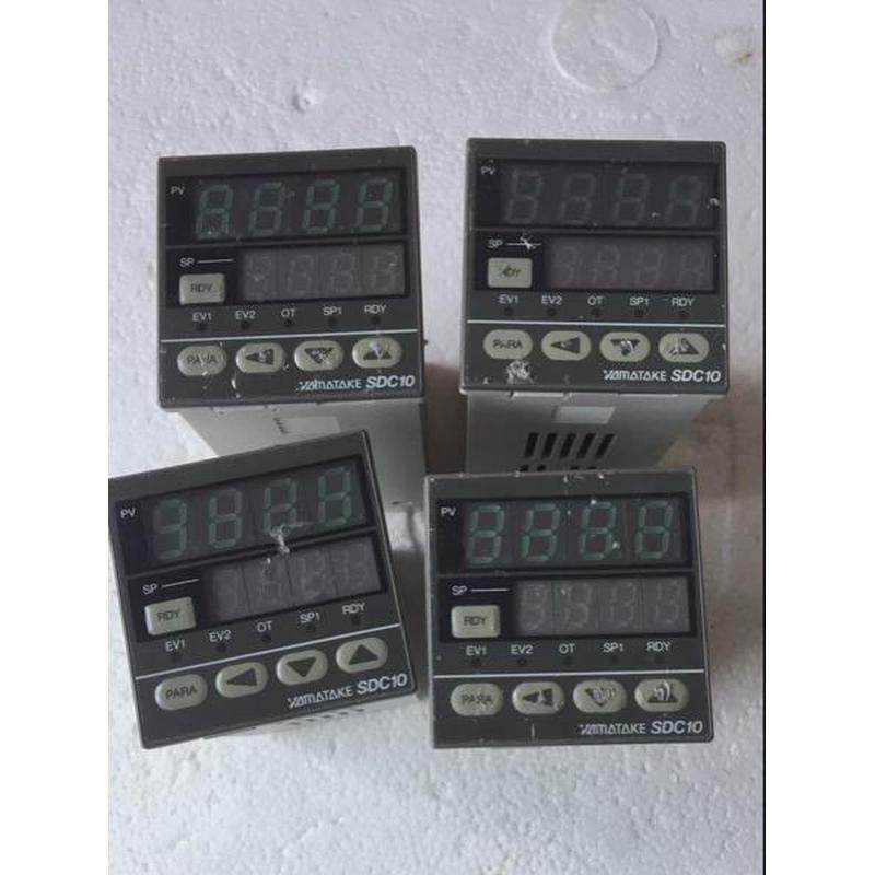 议价SDC10T6DA0100智能温控器控制器 Yamatake