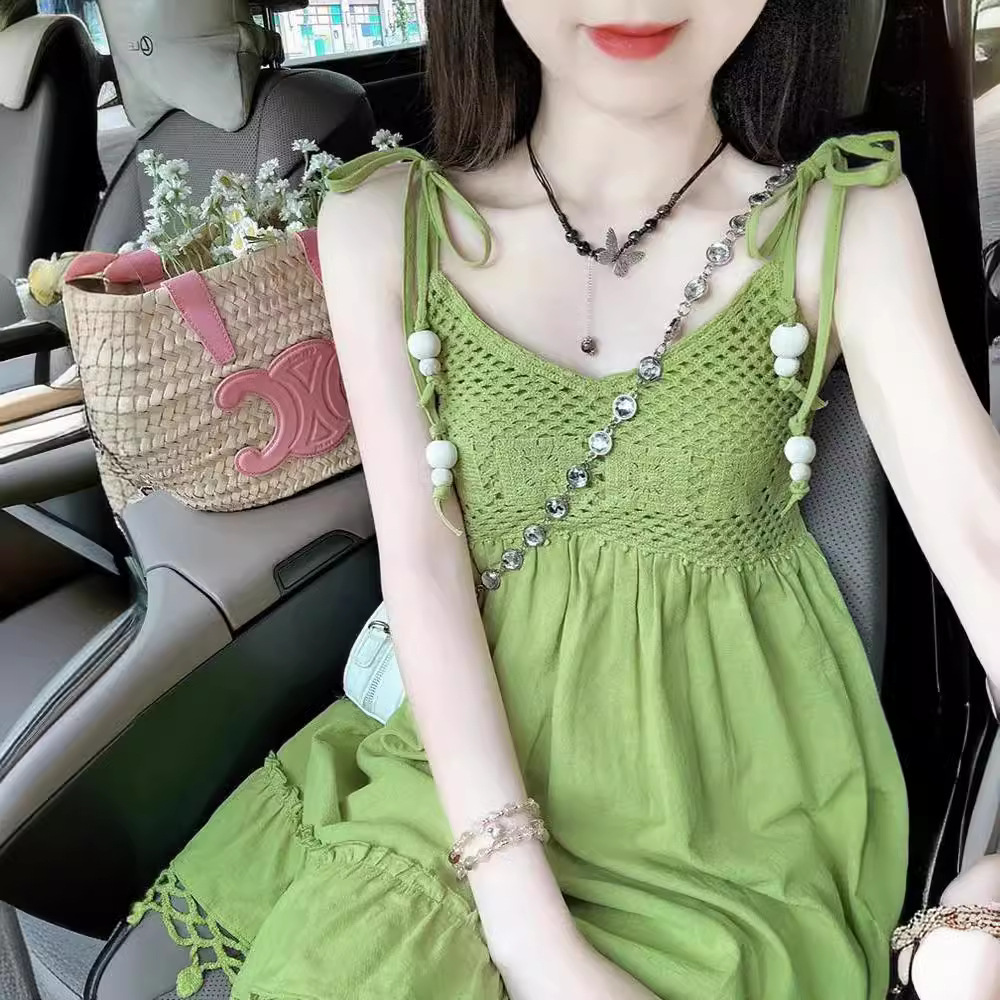 波西米亚风绿色流苏吊带连衣裙女2024新款夏季设计感多巴胺森系