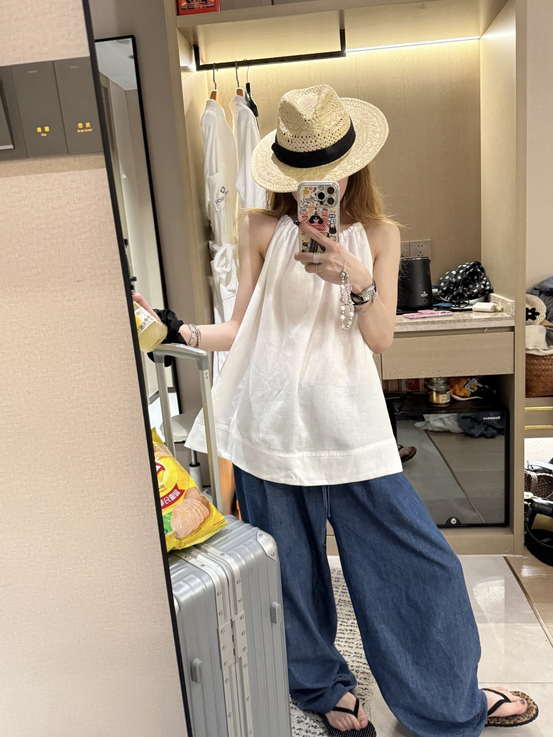前后两穿！夏日天丝亚麻白色宽松无袖挂脖V领背心上衣女 立体抽绳