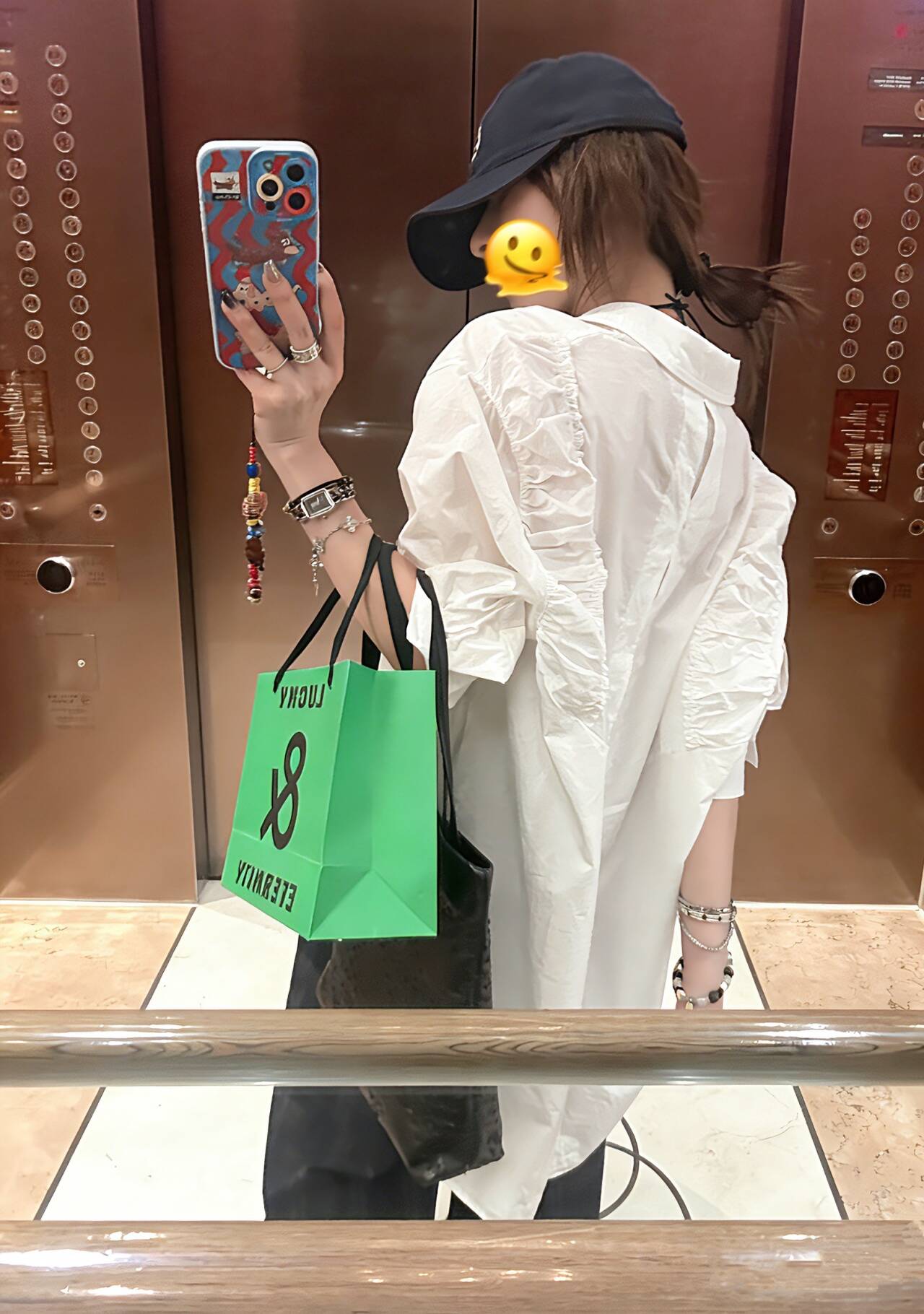 100%砂洗60支纸皱棉!有调性白色宽松长袖衬衫 前后双门襟设计