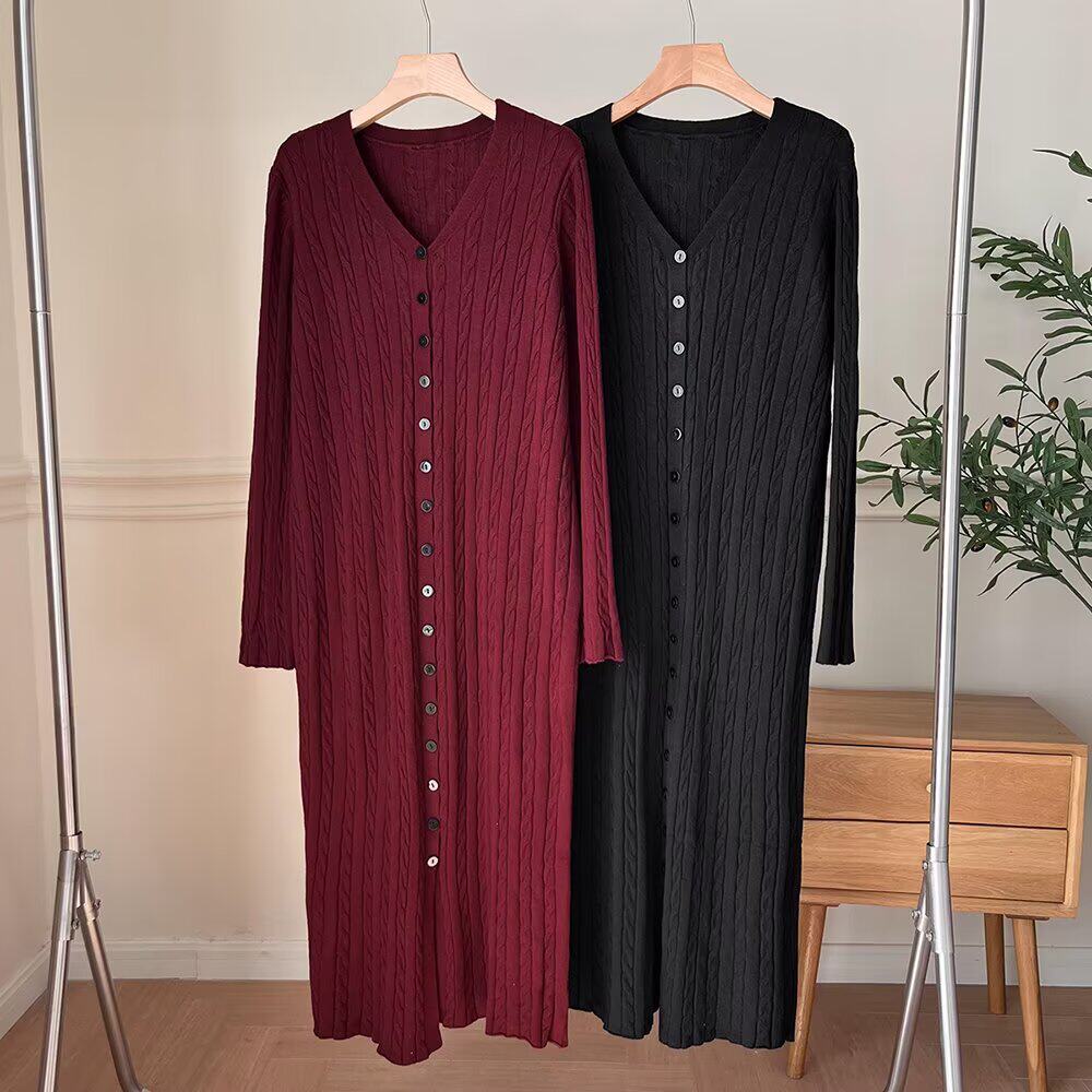 外贸女装秋冬显瘦V领长袖针织麻花连衣裙休闲单排扣中长款毛衣裙